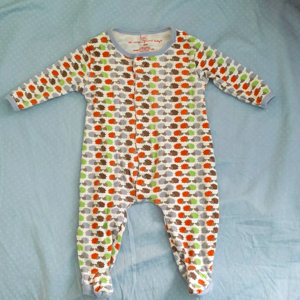 Magnificent Baby hedgehog magnetic footie sleeper